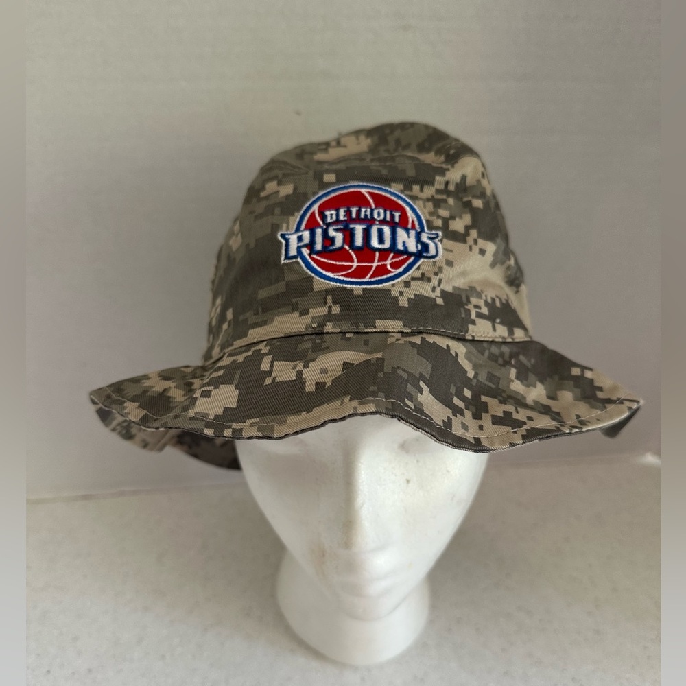 NBA Detroit Piston x US Army
Bucket Hat Cap OSFA Camo Unisex Basketball!